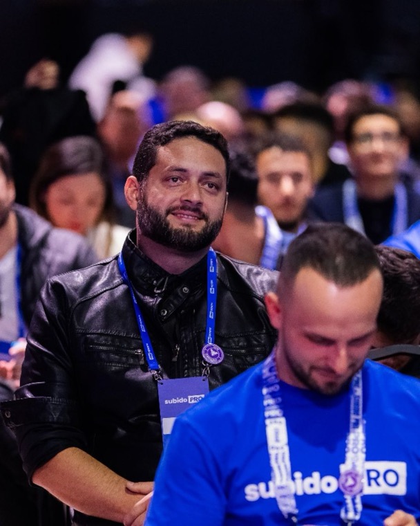 Élcio Souza em mastermind de gestores de tráfego